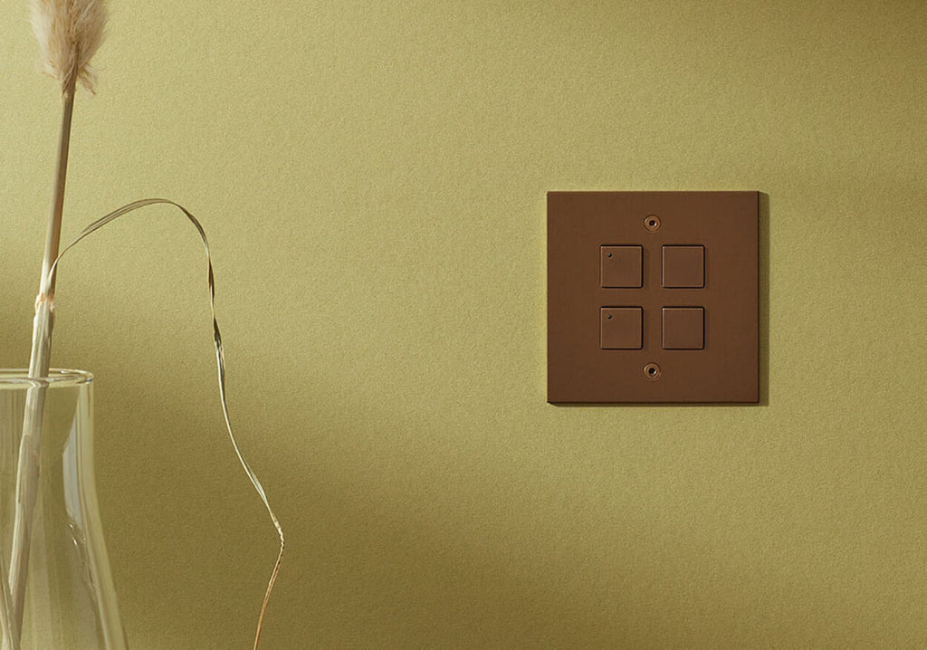 New dry contact retractive switches