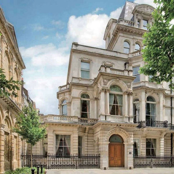 Mayfair House (Grade II, John Caudwell)