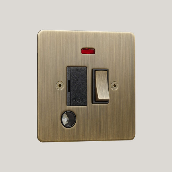 Black Inserts/Ambassador Classic Black/Antique Brass