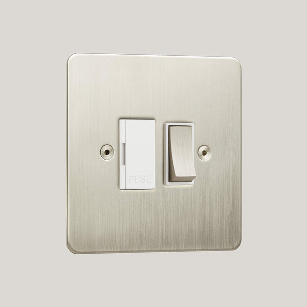 White Inserts/Ambassador Classic White/Satin Nickel