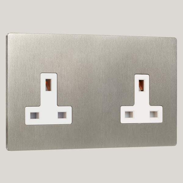 White Inserts/2G White/Lutron Signature Square 2G White/Satin Nickel