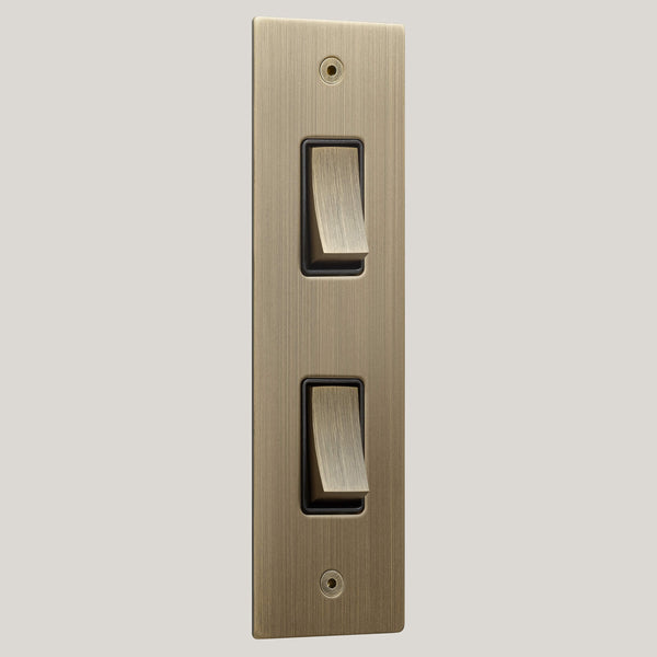 Black Inserts/2G Black/Ambassador Square 2G Black/Antique Brass