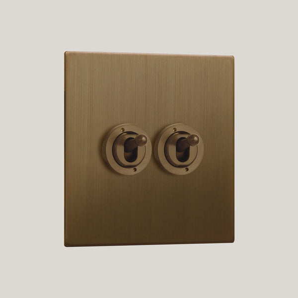 Traditional/2G Traditional/Ambassador Square 2G-Traditional/Bronze Antique