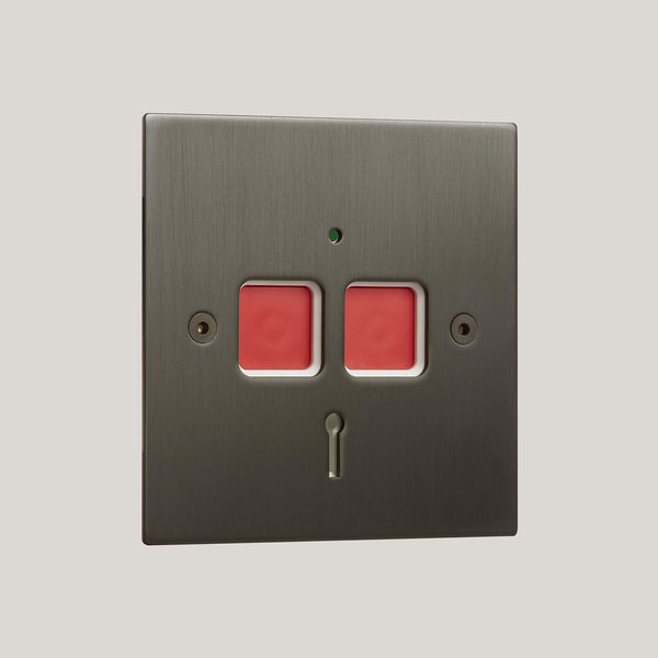 Ambassador Square/Chocolate Bronze