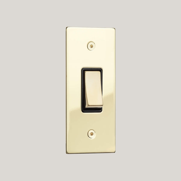 Black Inserts/1G Black/Ambassador Square 1G Black/Polished Brass Unlacquered