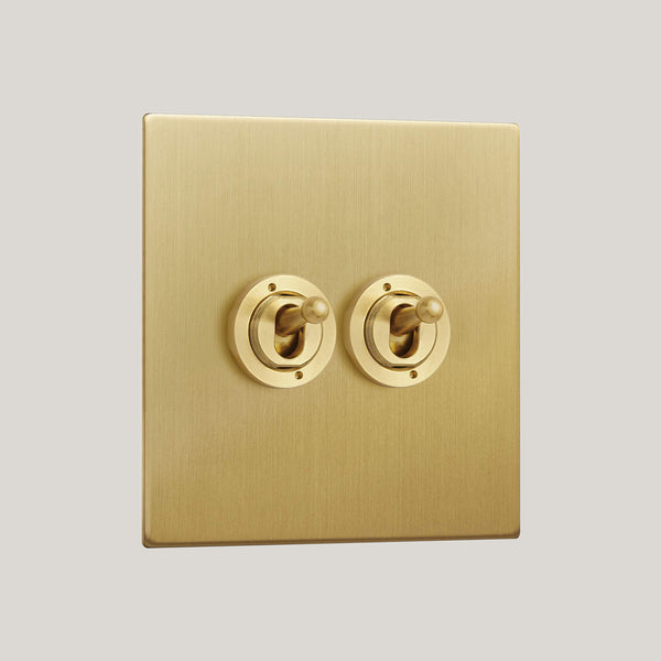 Traditional/2G Traditional/Ambassador Square 2G-Traditional/Satin Brass