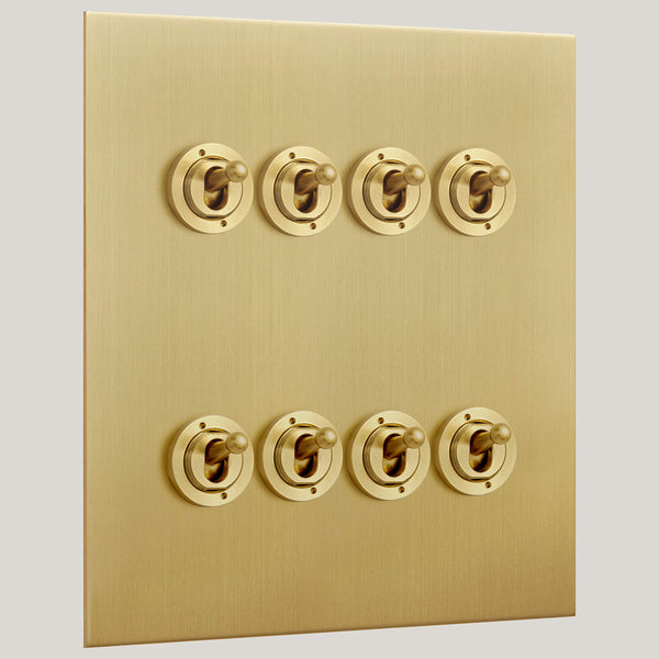 Traditional/8G Traditional/Ambassador Square 8G-Traditional/Satin Brass