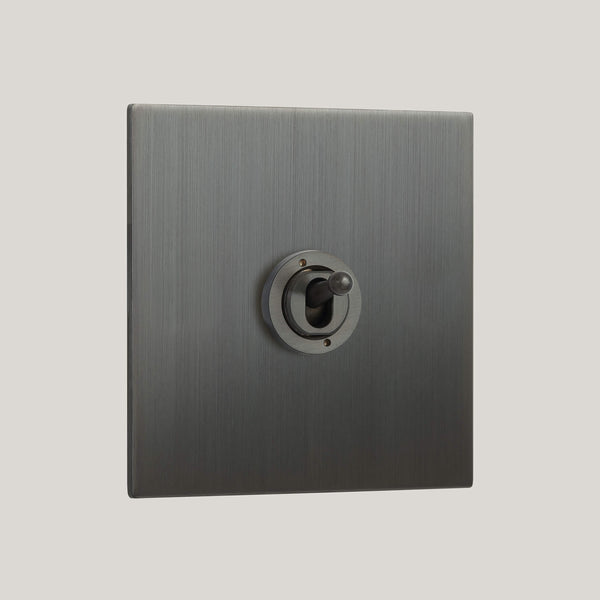 Traditional/1G Traditional/Renaissance 1G-Traditional/Jordan Bronze