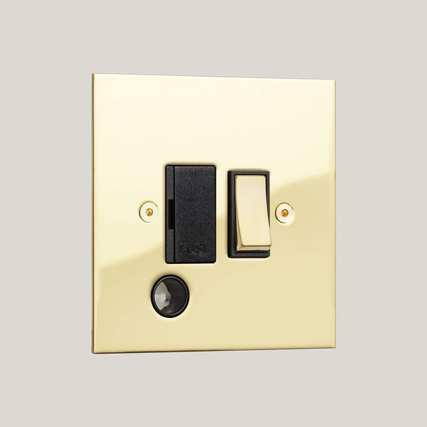 Black Inserts/True Edge Black/Polished Brass