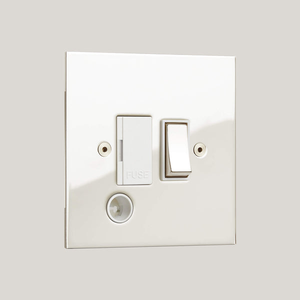 White Inserts/True Edge White/Polished Nickel