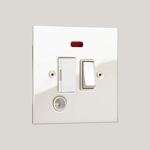 White Inserts/True Edge White/Polished Nickel