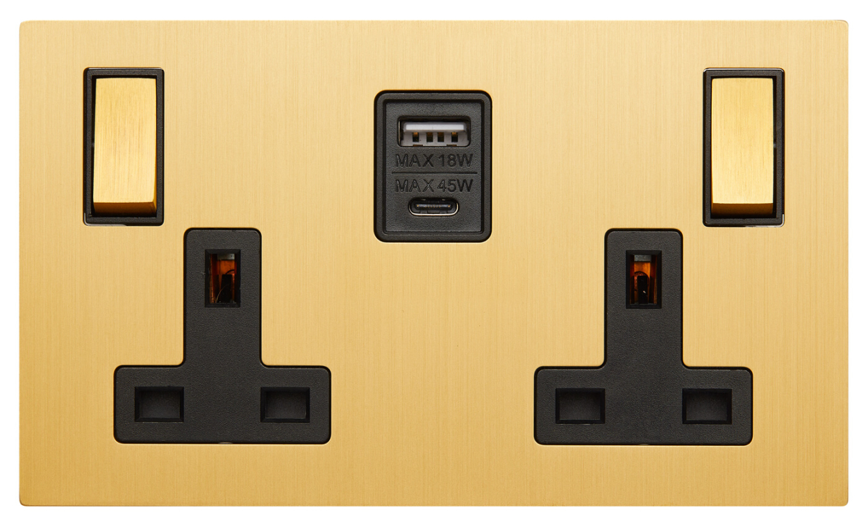 Sockets with USB Power Delivery (USB PD) offer fast charging for compatible devices*